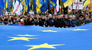 Janukowitsch zwischen Europa, Moskau und der eigenen Präsidentschaft